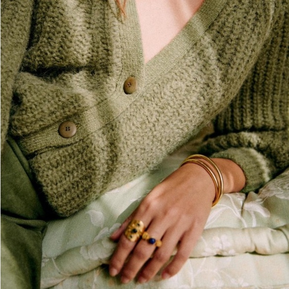 Sezane Chiara Wrist Cuff Bracelet - Picture 3 of 8